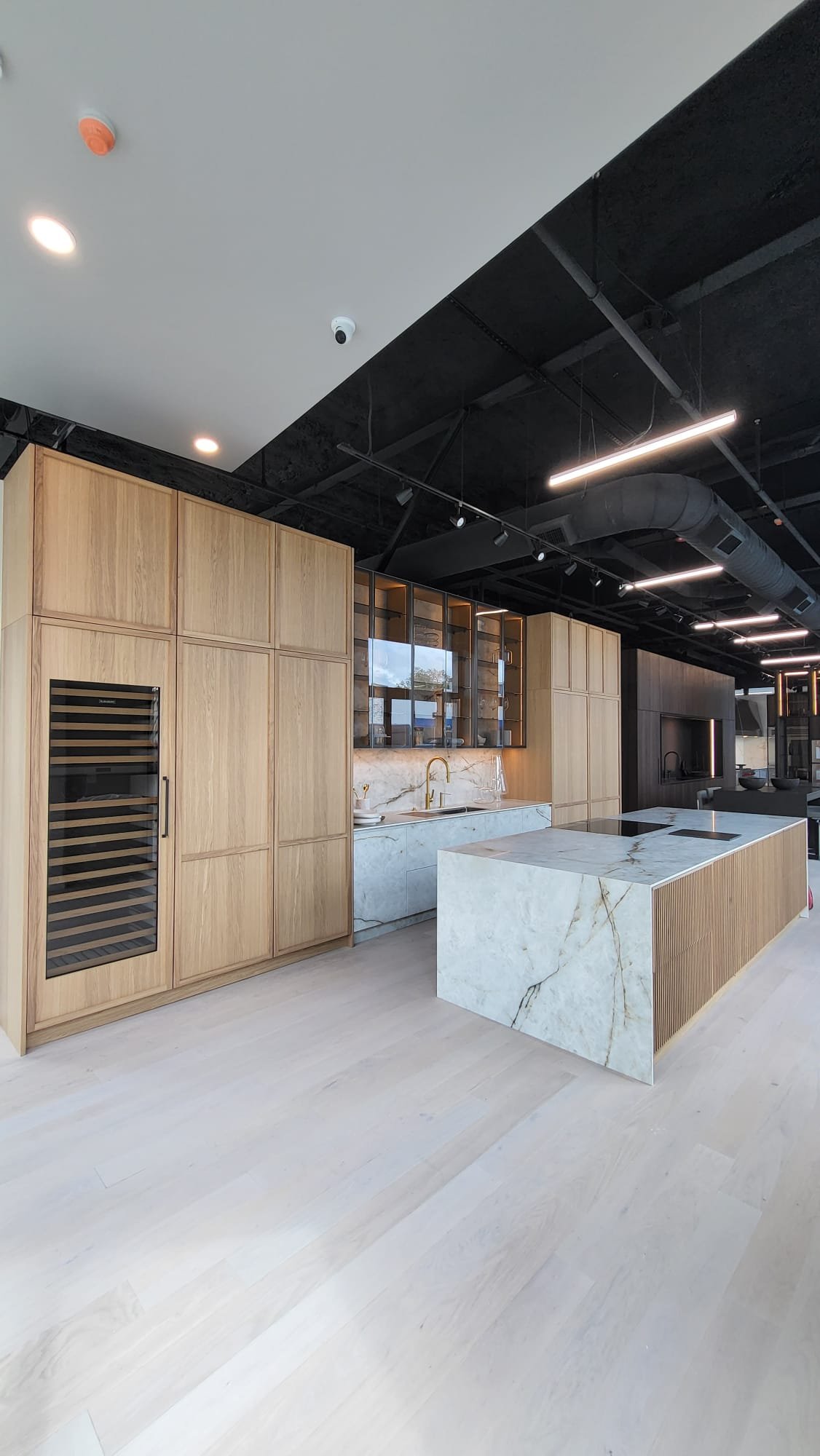 23-05-02 09-41-01 a156